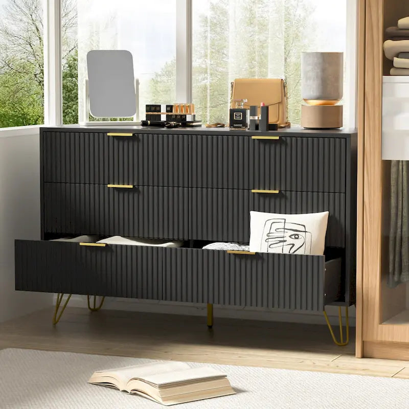 Commode à tiroirs cannelés pour chambre à coucher