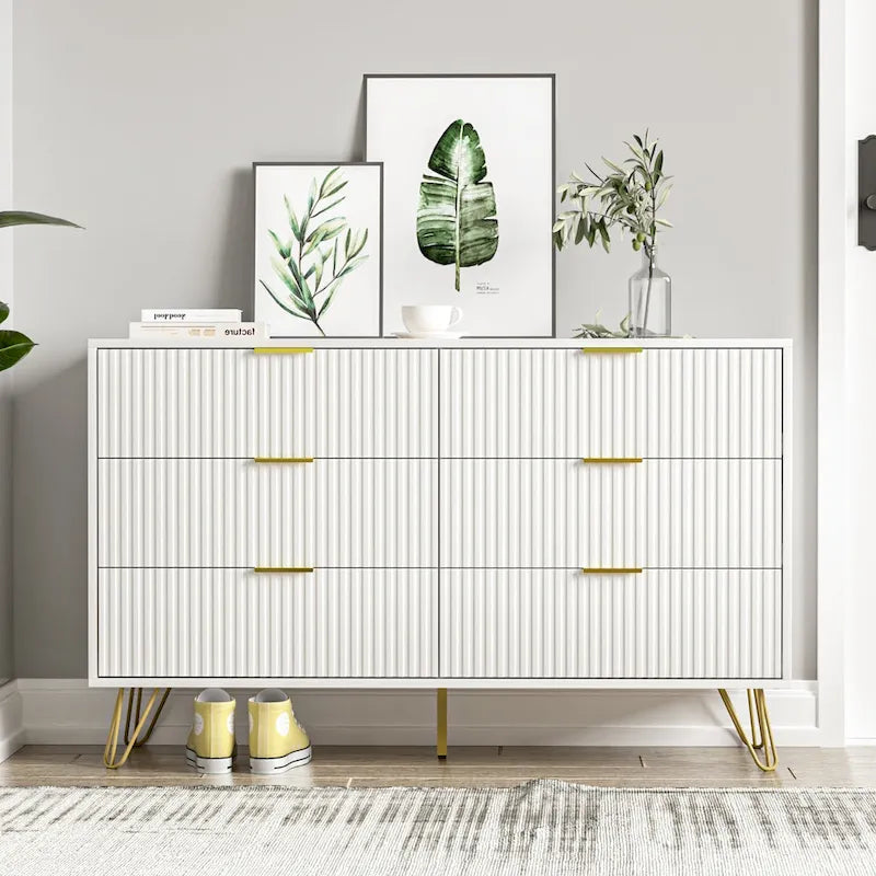 Commode à tiroirs cannelés pour chambre à coucher